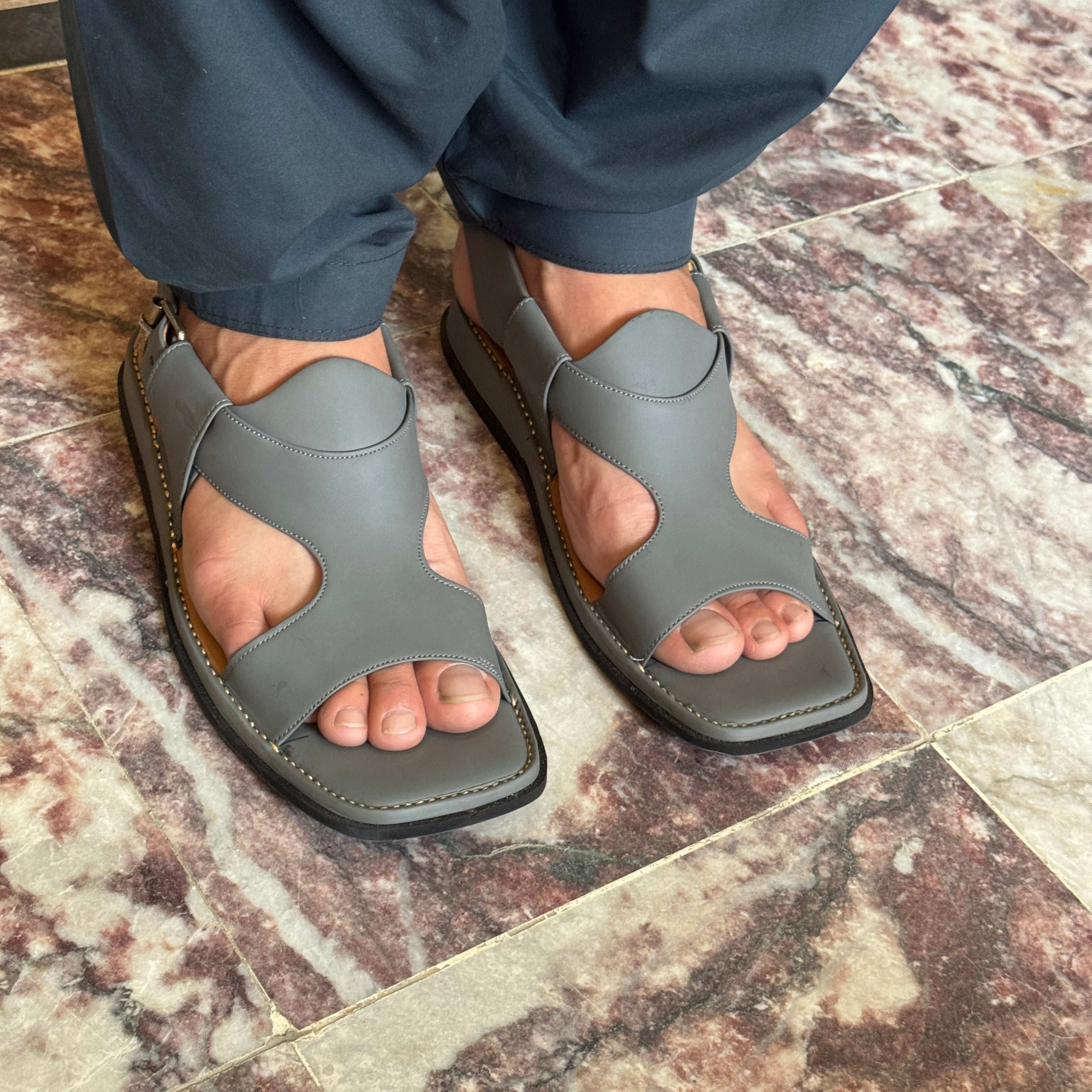 Premium Handmade Leather Panjedar Chappal
