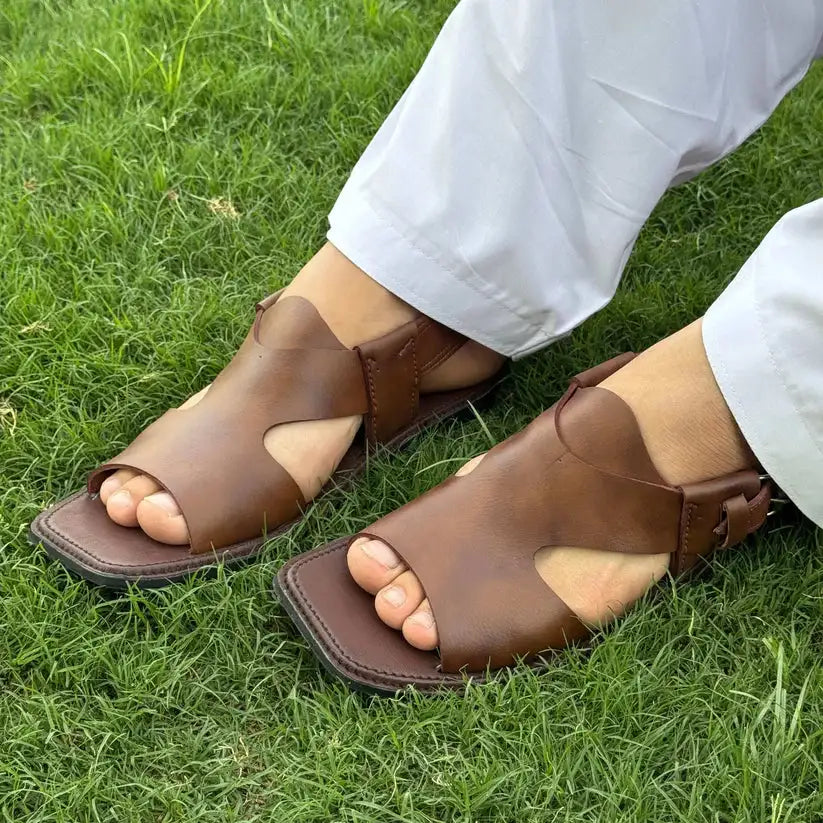 Handcrafted Traditional Panjedar Chappal