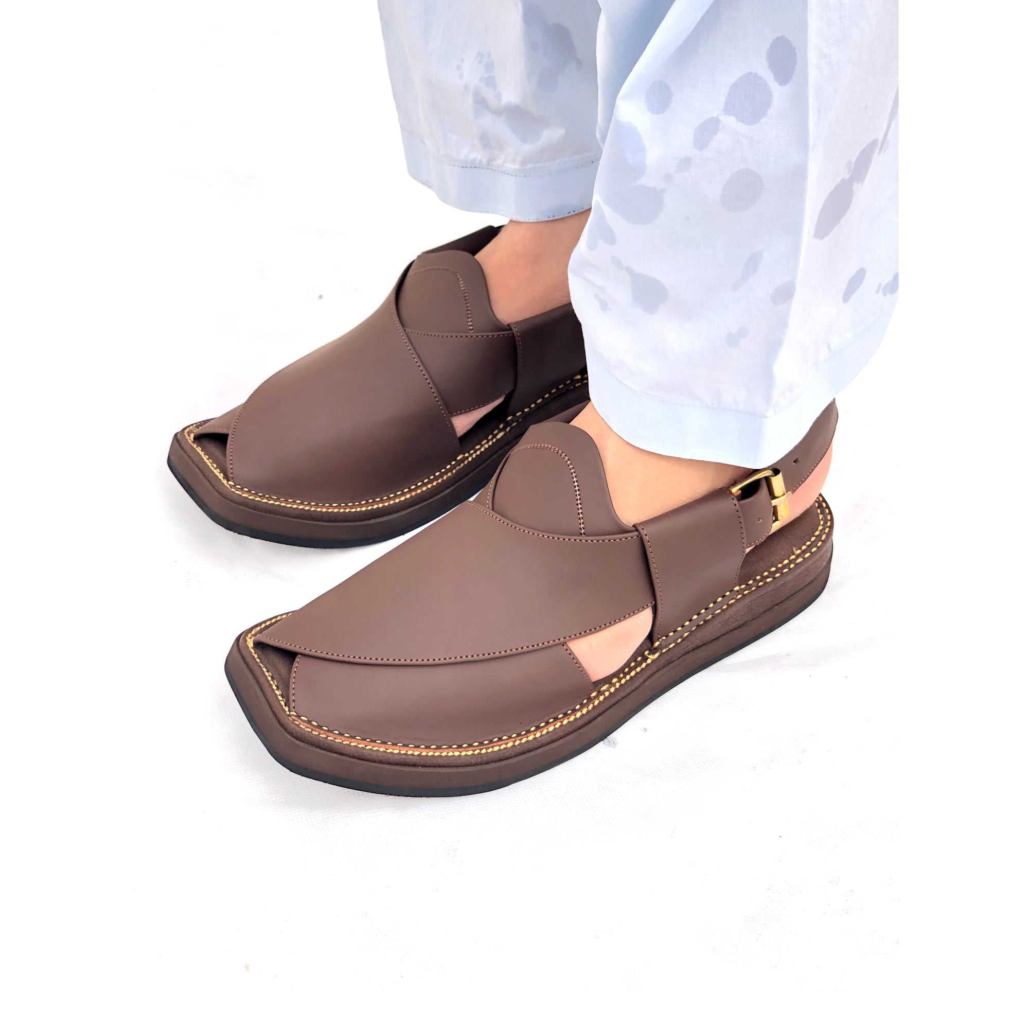 Pure Leather Kaptaan Chappal – Handmade Brown