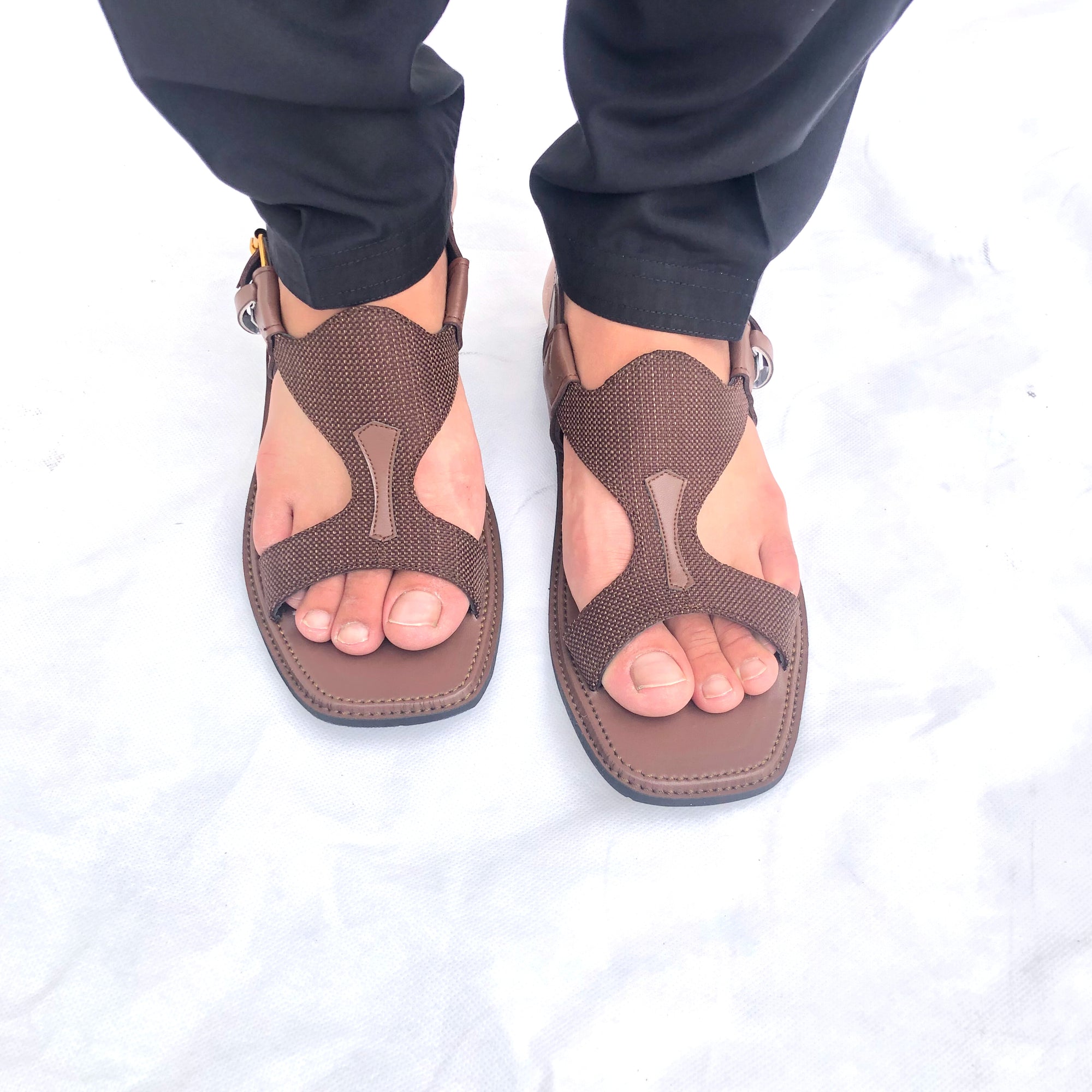 Taar Handmade Panjedar Chappal – Classic Comfort